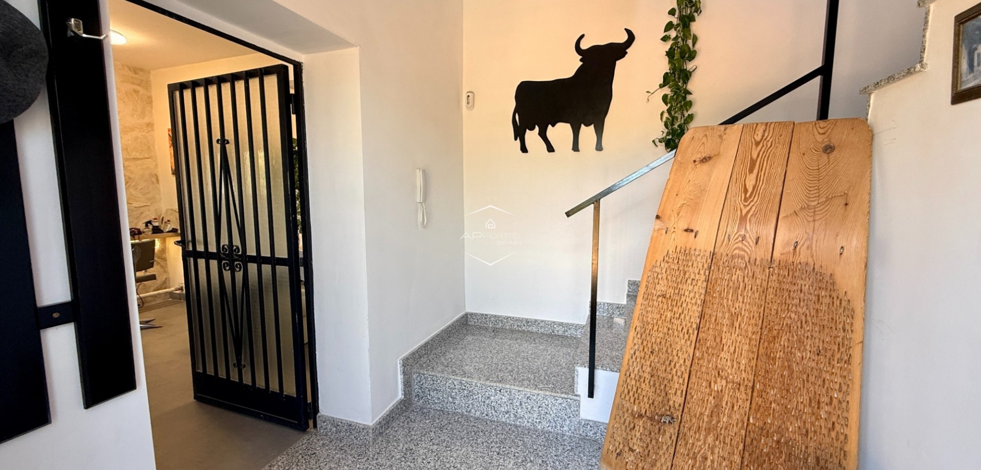 Revente - Villa - Indépendante -
Hondón de las Nieves