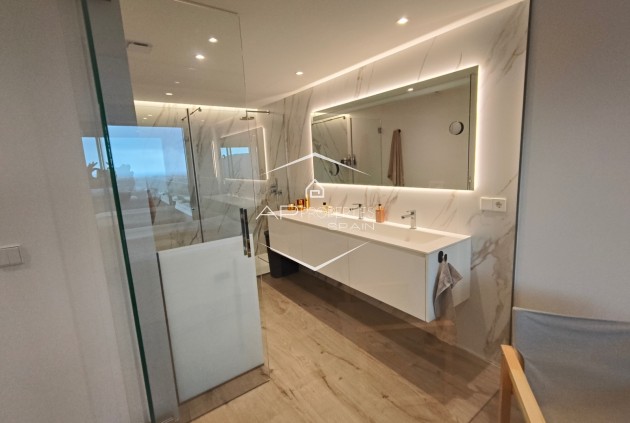 Herverkoop - Appartement- flat -
Denia - La Xara - La Sella