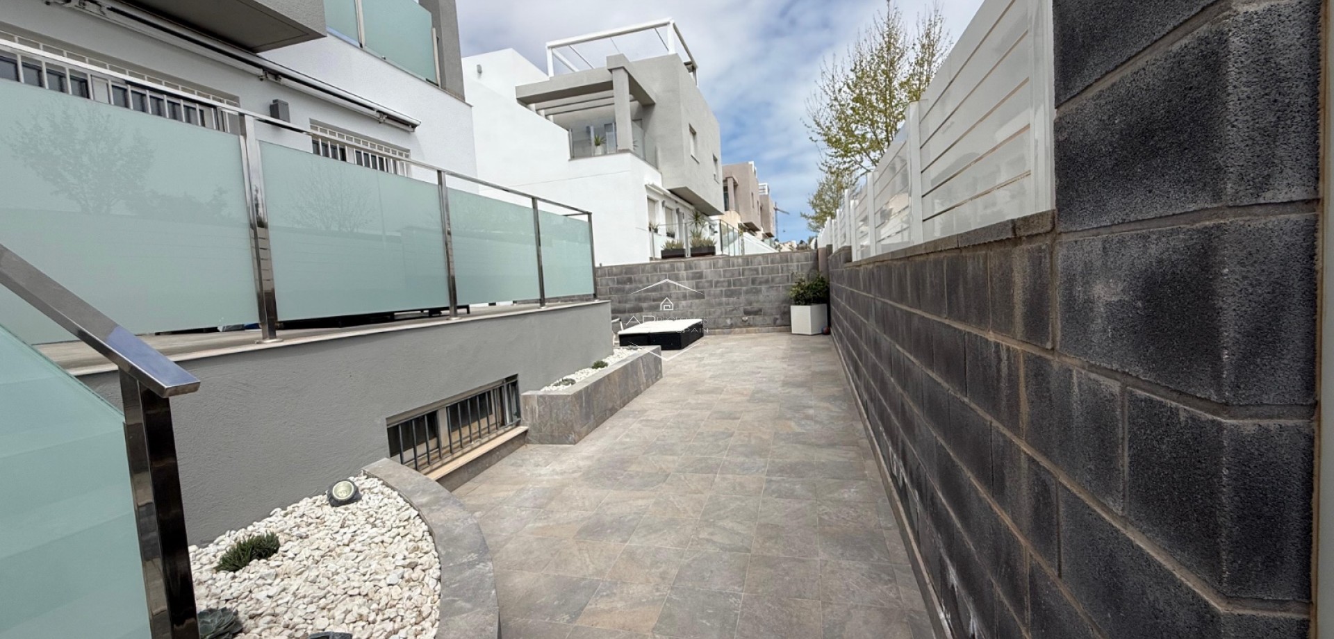 Resale - Villa - semi-detached -
Torrevieja