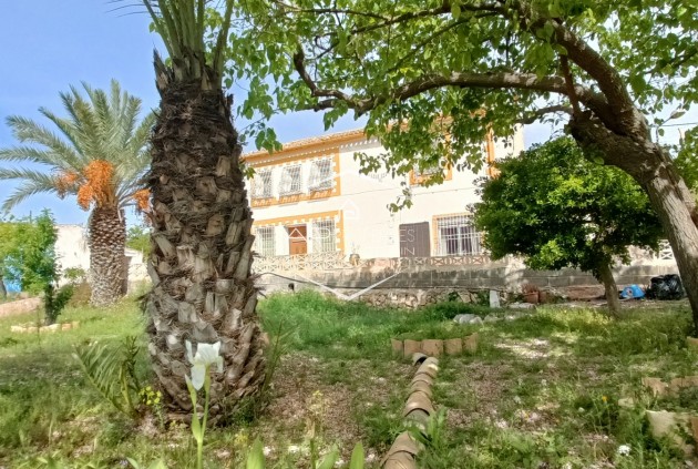 Resale - Villa - Detached -
La Romana