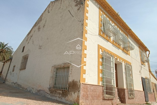 Resale - Villa - Detached -
La Romana