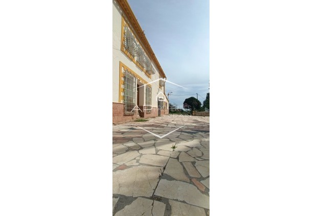 Resale - Villa - Detached -
La Romana