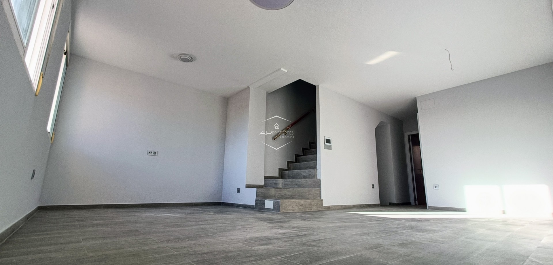 Revente - Maison de ville -
La Romana