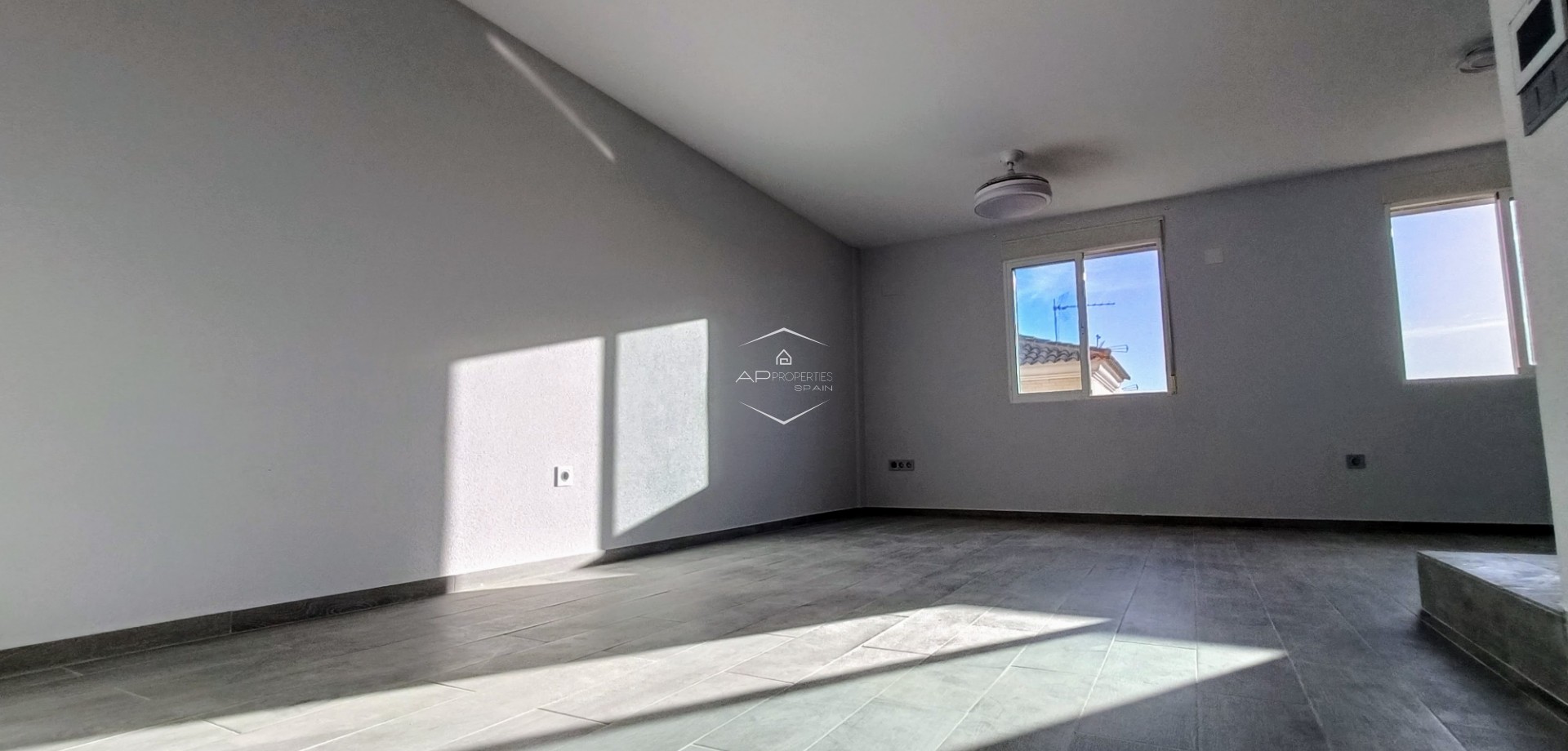 Revente - Maison de ville -
La Romana