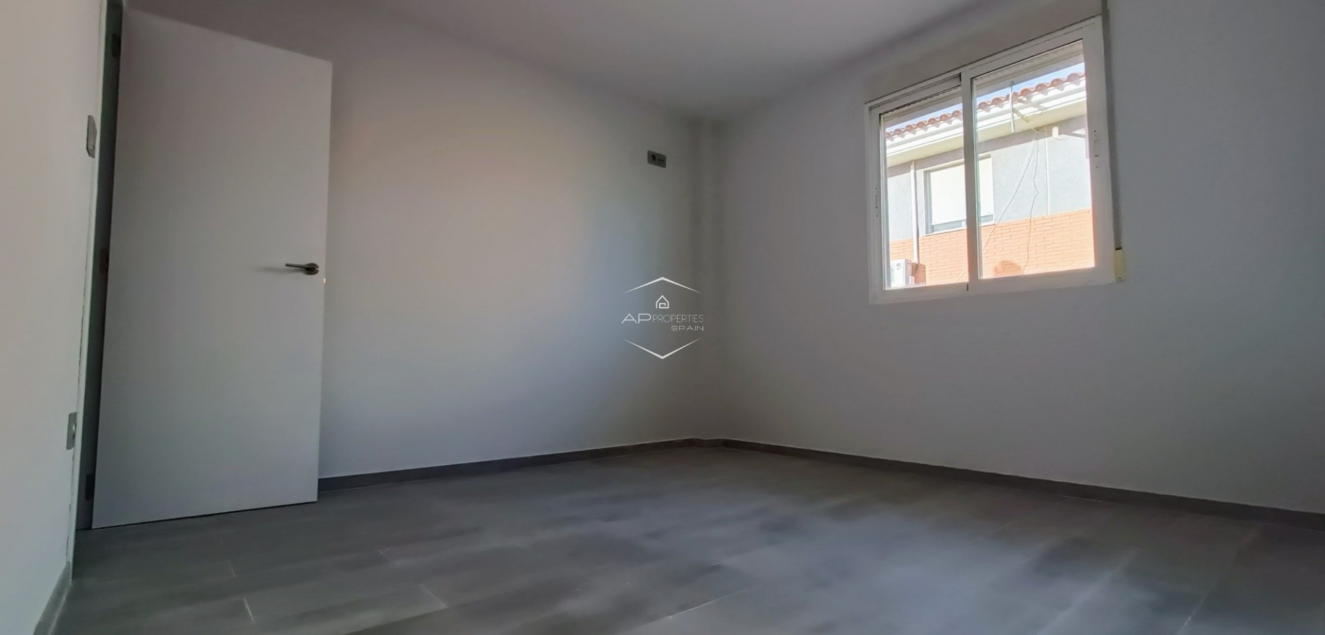 Revente - Maison de ville -
La Romana