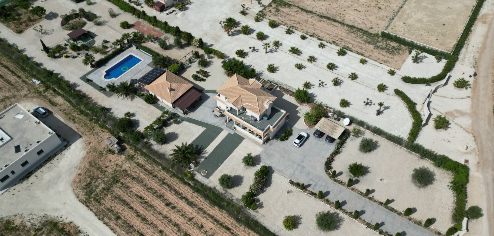 Revente - Villa - Indépendante -
Pinoso