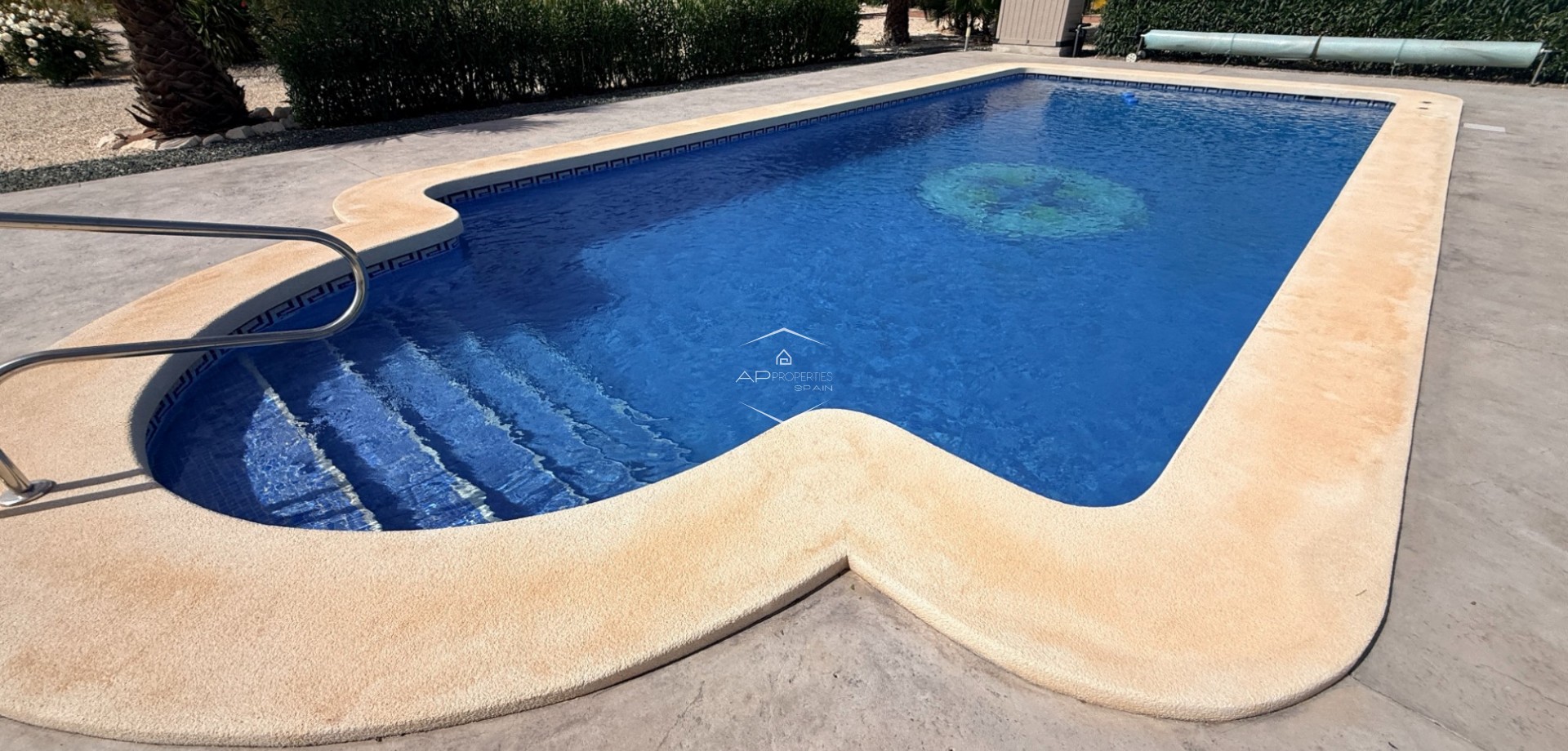 Revente - Villa - Indépendante -
Pinoso