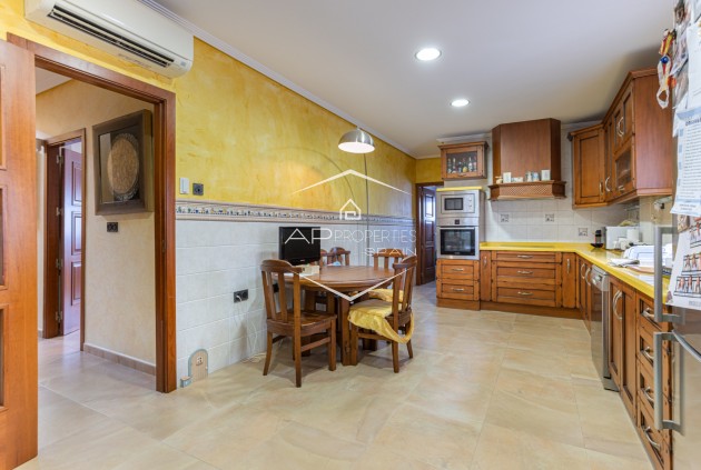 Herverkoop - Villa - Vrijstaand -
Los Montesinos - La Herrada