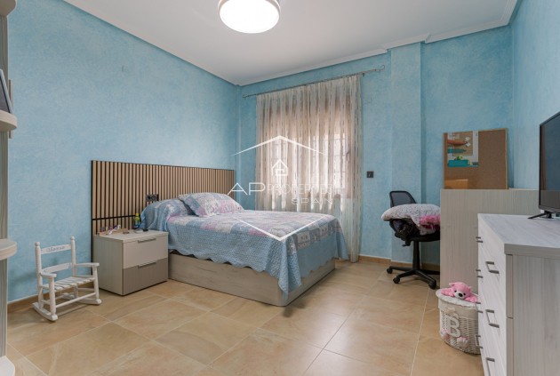 Herverkoop - Villa - Vrijstaand -
Los Montesinos - La Herrada