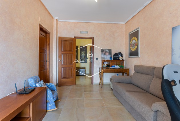 Herverkoop - Villa - Vrijstaand -
Los Montesinos - La Herrada