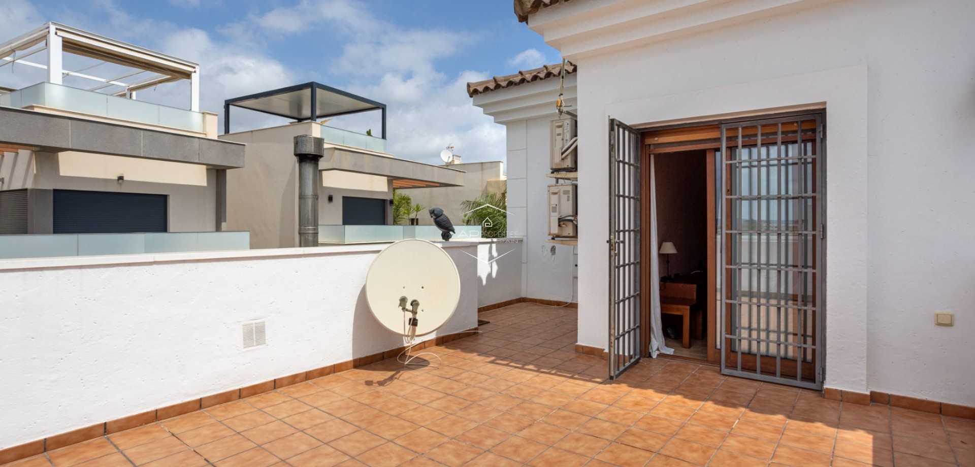 Herverkoop - Villa - Vrijstaand -
Los Montesinos - La Herrada