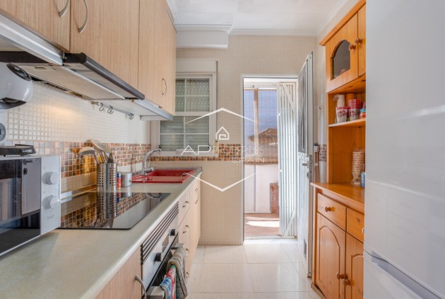 Herverkoop - Villa - Vrijstaand -
Torrevieja - Urbanización San Luis