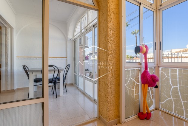 Herverkoop - Villa - Vrijstaand -
Torrevieja - Urbanización San Luis