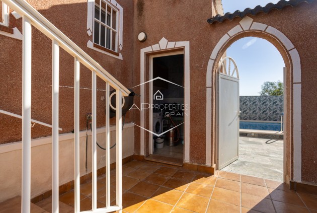 Herverkoop - Villa - Vrijstaand -
Torrevieja - Urbanización San Luis