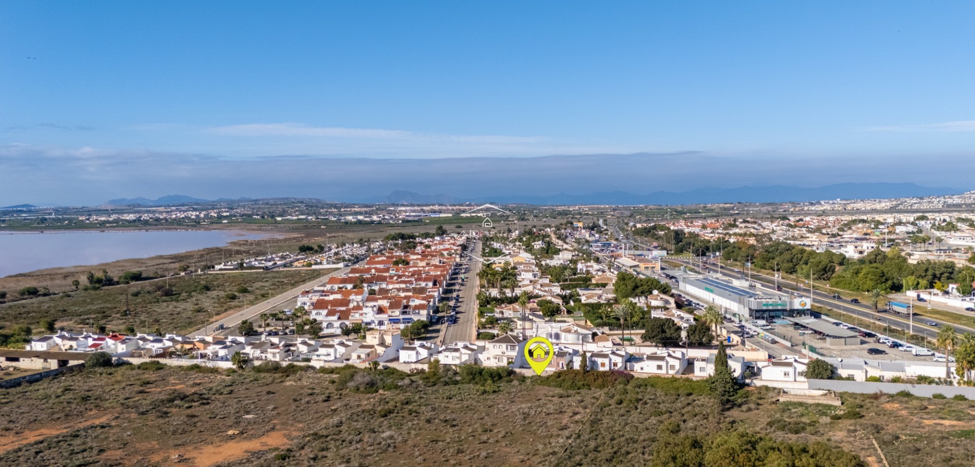 Herverkoop - Villa - Vrijstaand -
Torrevieja - Urbanización San Luis