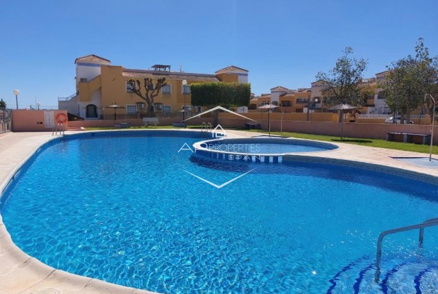 Herverkoop - Appartement- flat -
Los Montesinos - La Herrada