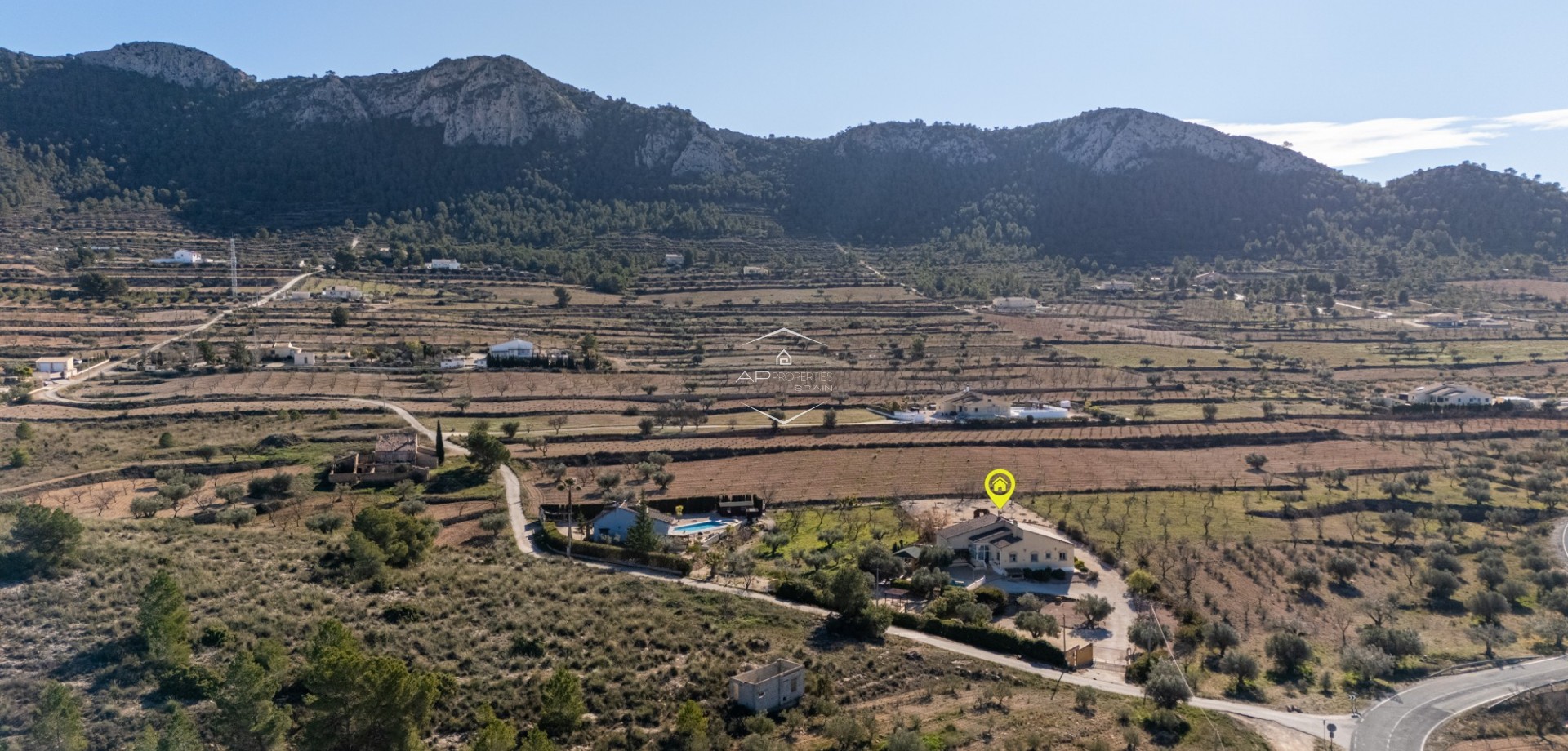 Herverkoop - Finca -
La Zarza