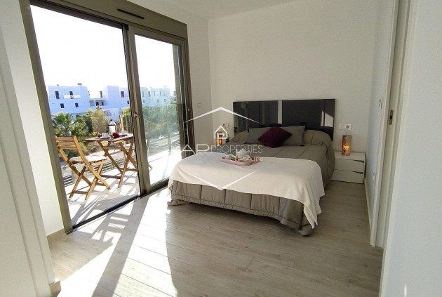 Nueva construcción  - Villa - Independiente -
Orihuela Costa - PAU 8