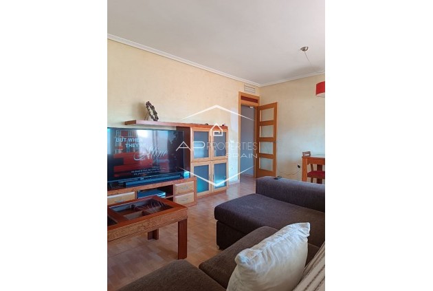 Reventa - Apartamento - piso -
Los Montesinos