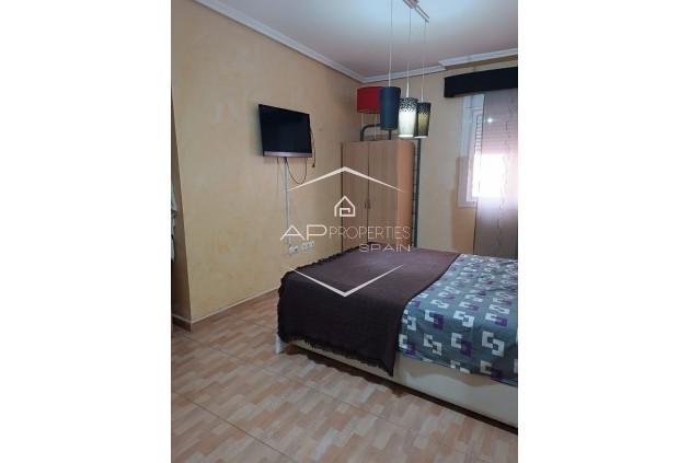 Reventa - Apartamento - piso -
Los Montesinos