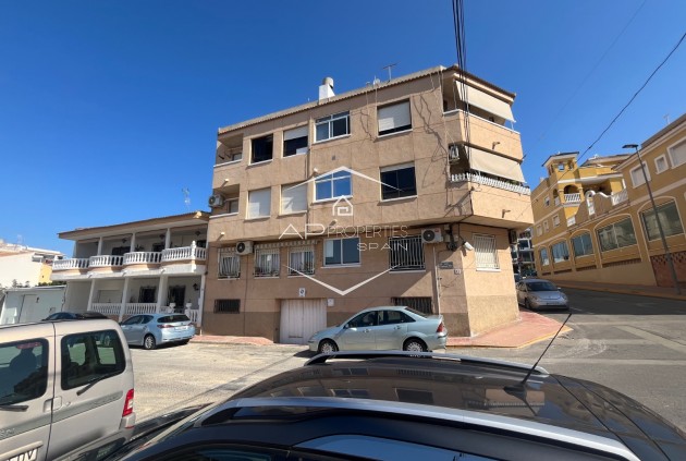 Odsprzedaż - Mieszkanie - Apartament -
Benijofar - Costa Blanca South