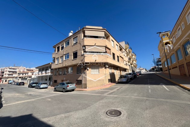 Odsprzedaż - Mieszkanie - Apartament -
Benijofar - Costa Blanca South