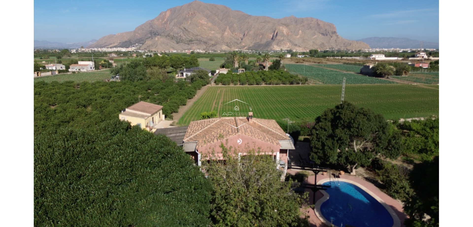 Revente - Finca -
Orihuela - San Bartolome