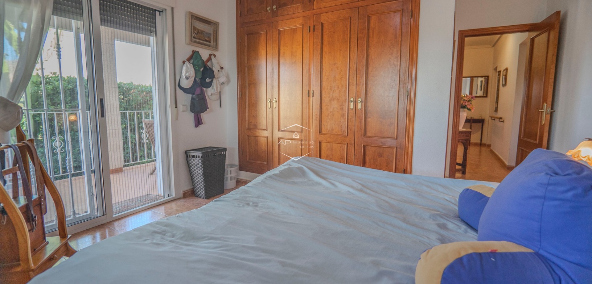 Revente - Finca -
Orihuela - San Bartolome