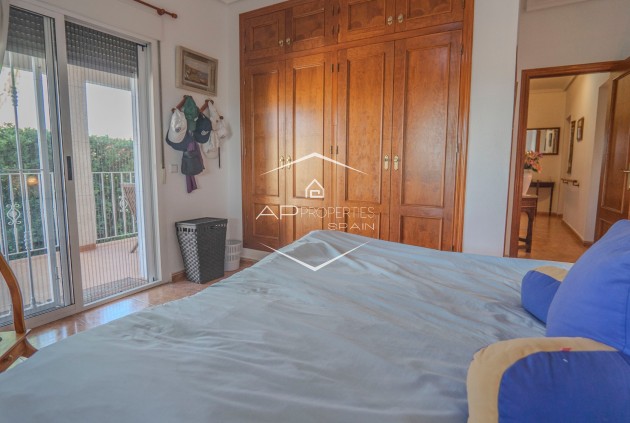 Revente - Finca -
Orihuela - San Bartolome