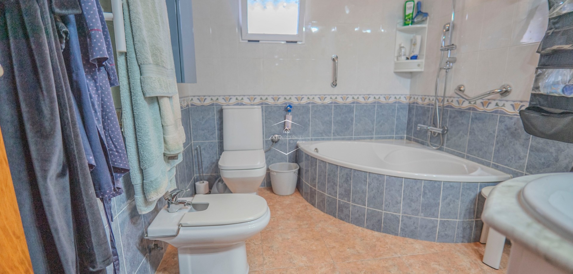 Revente - Finca -
Orihuela - San Bartolome