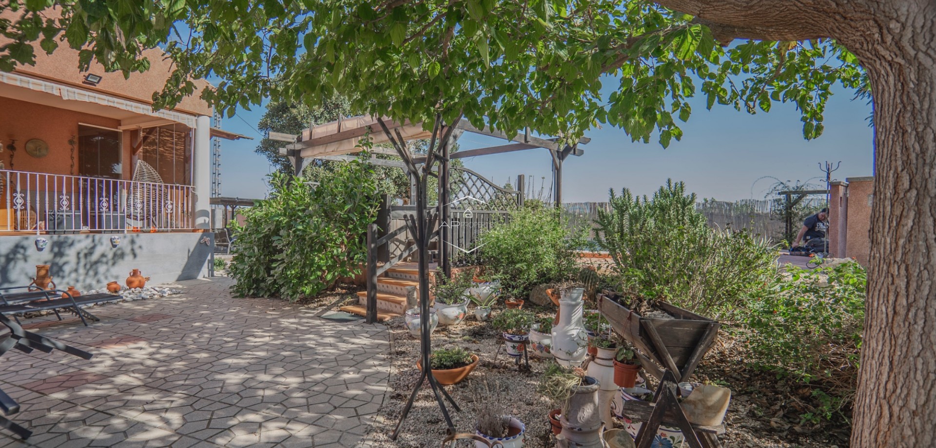 Revente - Finca -
Orihuela - San Bartolome