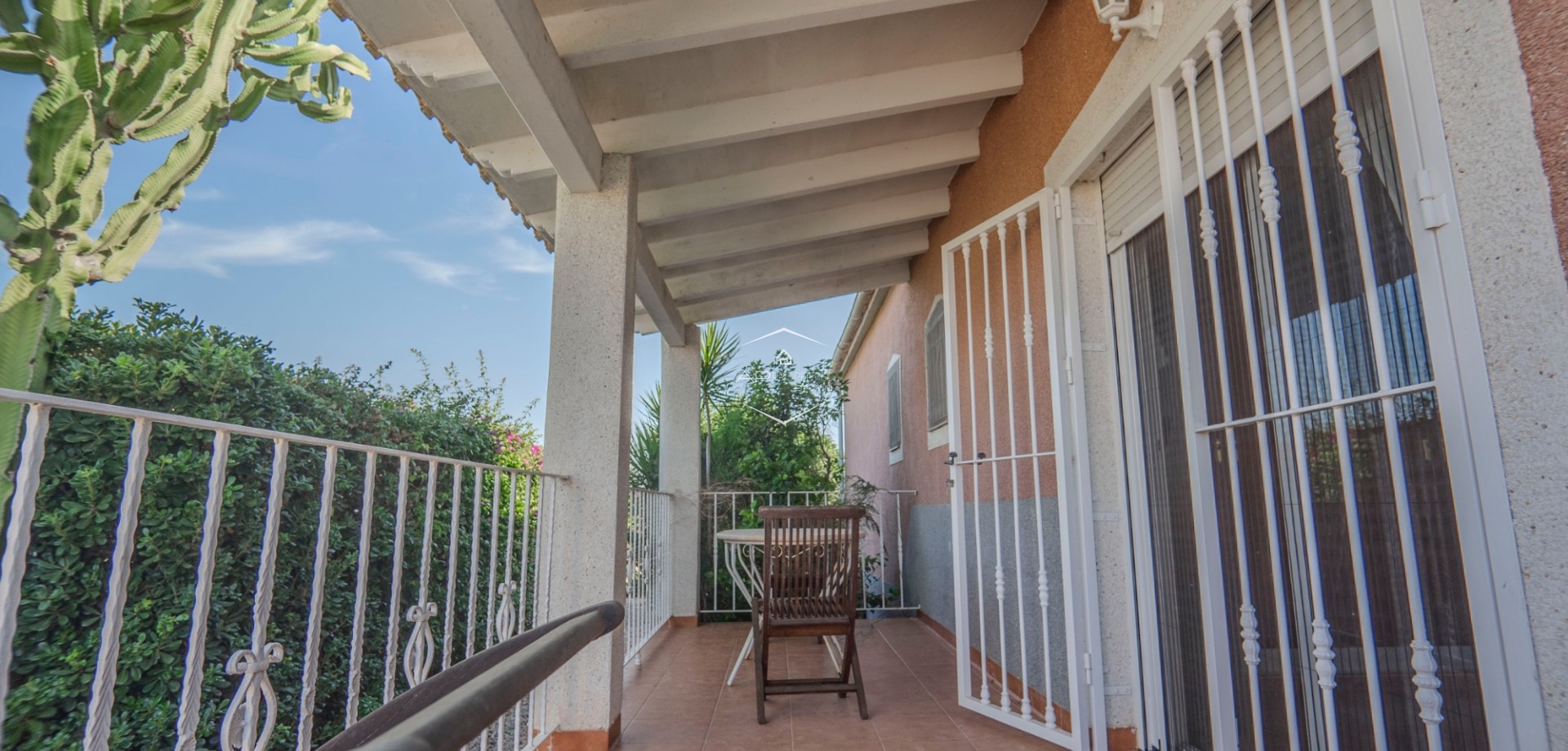 Revente - Finca -
Orihuela - San Bartolome
