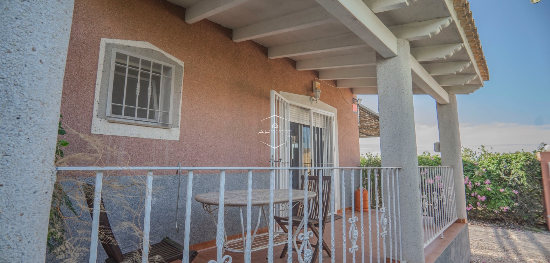 Revente - Finca -
Orihuela - San Bartolome