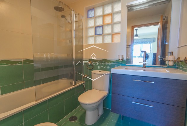 Herverkoop - Appartement- flat -
Guardamar del Segura - Puerto Deportivo