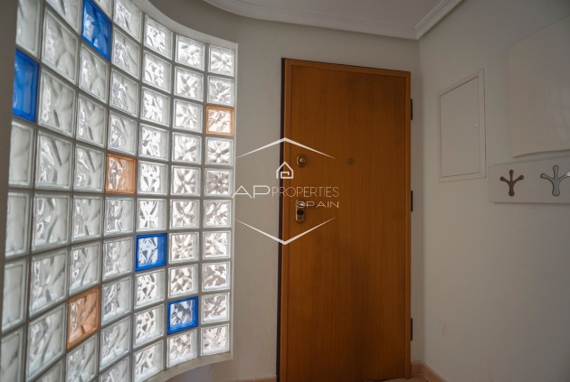 Herverkoop - Appartement- flat -
Guardamar del Segura - Puerto Deportivo