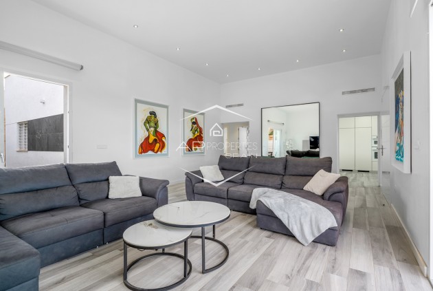 Resale - Villa - Detached -
Algorfa - Lomas De La Juliana
