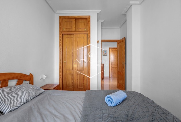 Herverkoop - Appartement- flat -
Torrevieja - La Mata