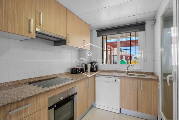 Herverkoop - Geschakelde woning -
Ciudad Quesada