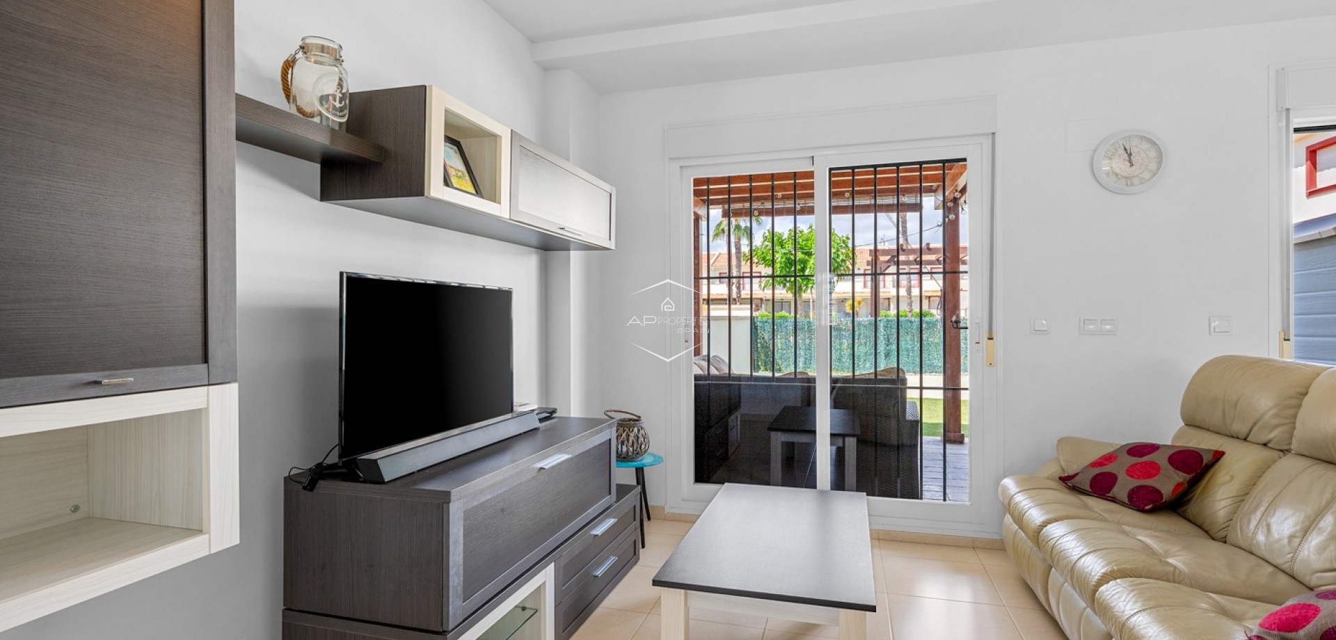 Herverkoop - Geschakelde woning -
Ciudad Quesada