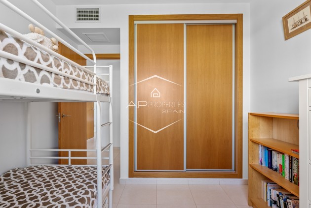 Herverkoop - Geschakelde woning -
Ciudad Quesada