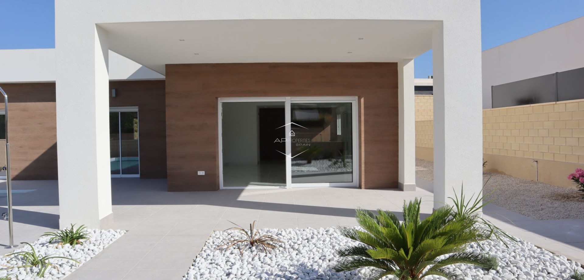New Build - Villa / Detached -
La Romana
