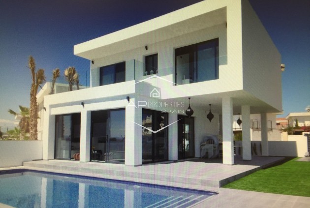 Nueva construcción  - Villa - Independiente -
La Romana