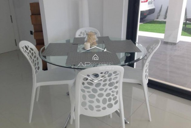 Nueva construcción  - Villa - Independiente -
La Romana