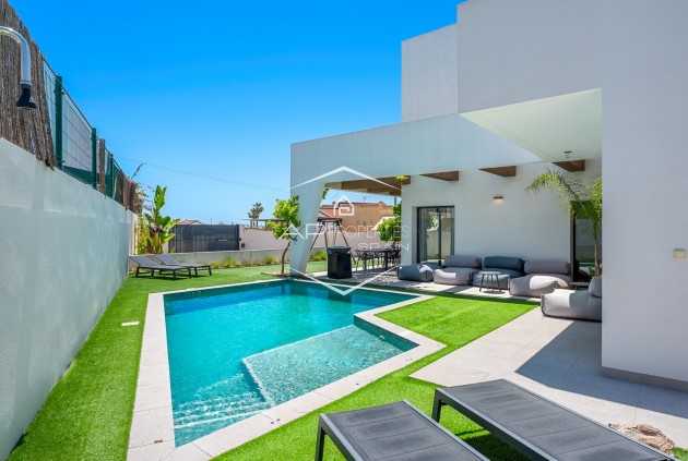 Resale - Villa - Detached -
Ciudad Quesada - Ciudad Quesada - Rojales