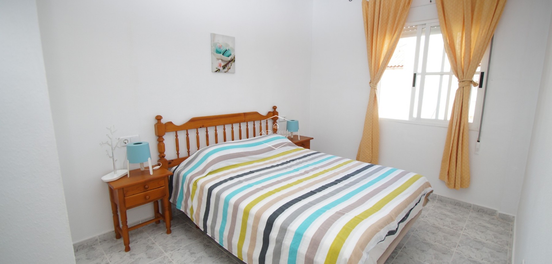 Resale - Bungalow -
Orihuela Costa - Playa Flamenca