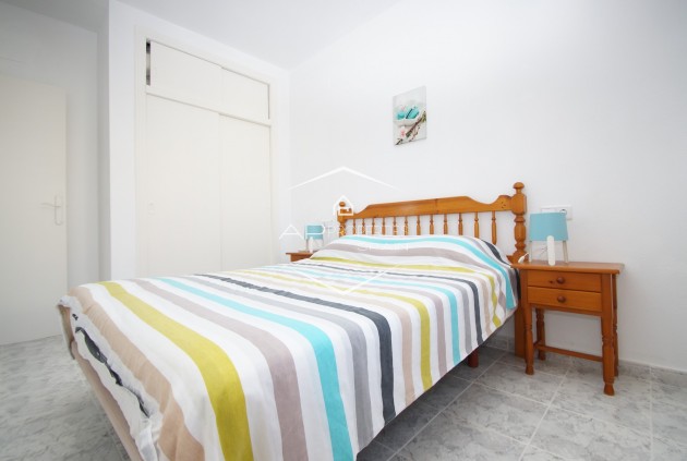 Resale - Bungalow -
Orihuela Costa - Playa Flamenca