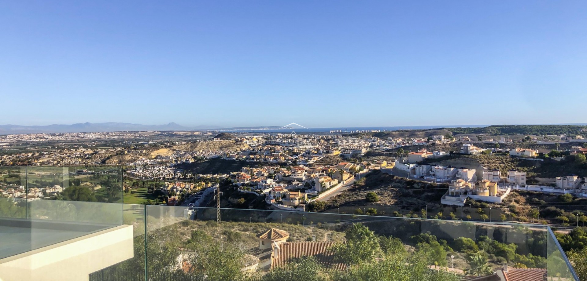 Reventa - Villa - Independiente -
Ciudad Quesada