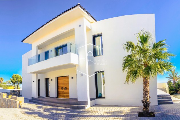 Reventa - Villa - Independiente -
Ciudad Quesada