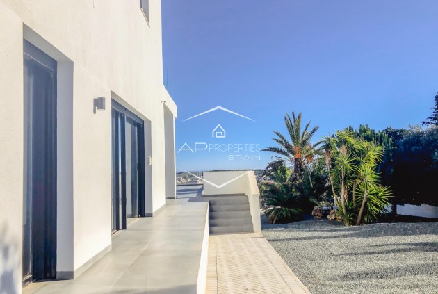 Reventa - Villa - Independiente -
Ciudad Quesada