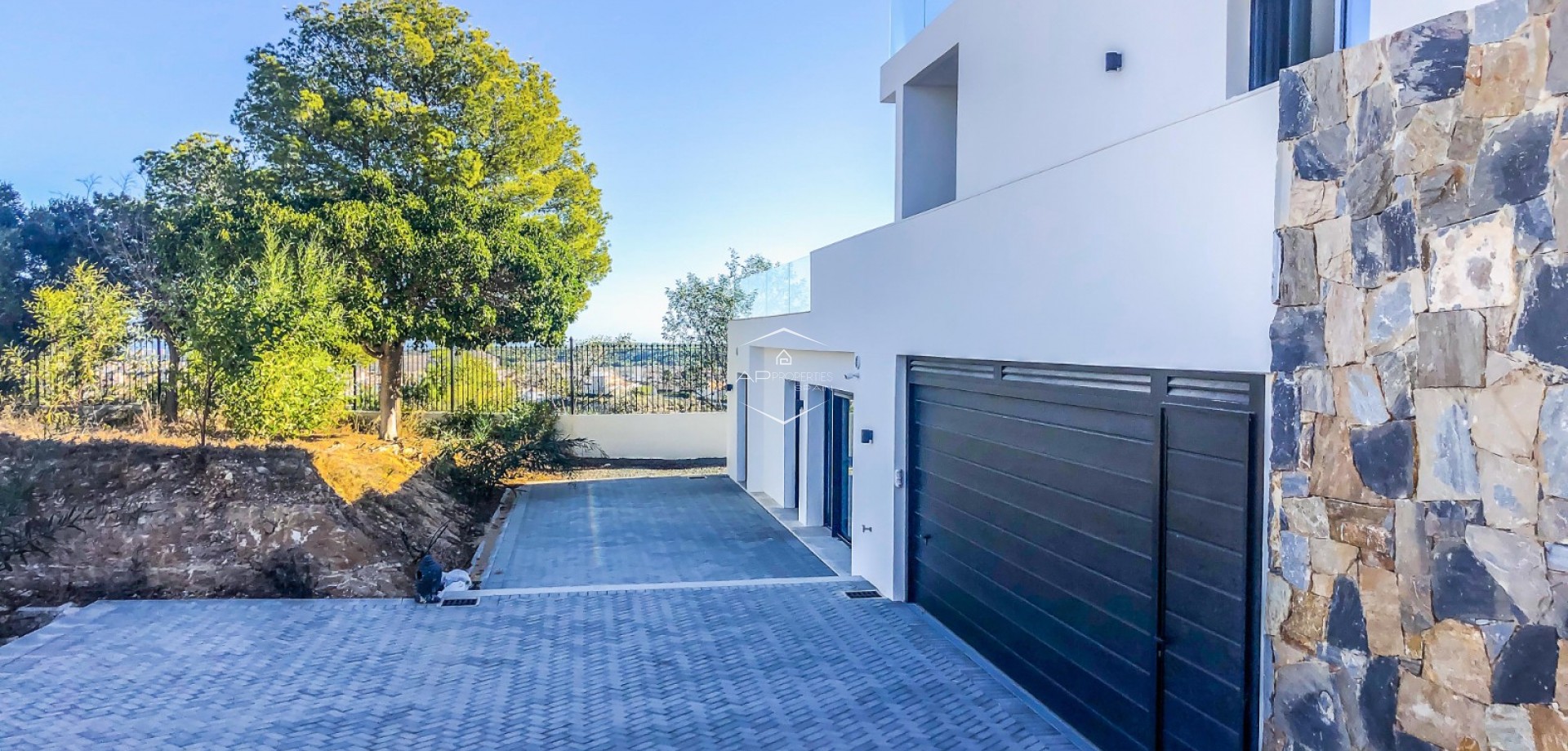 Reventa - Villa - Independiente -
Ciudad Quesada